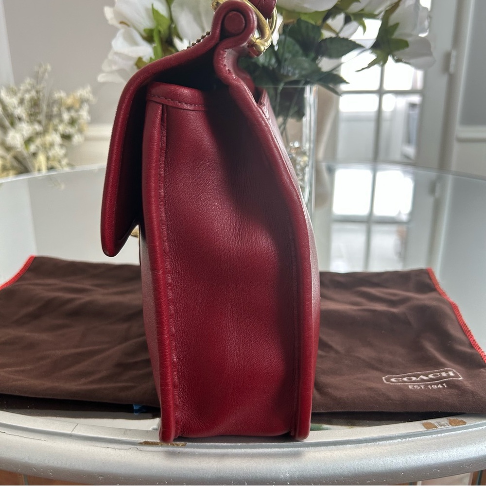 Coach Vintage Willis ♥️RED♥️ with HIDE marks (RARE) - Picture 4 of 14
